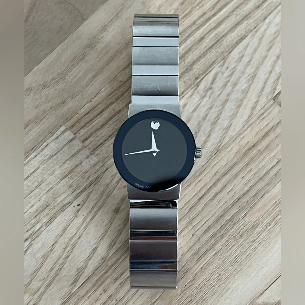 Movado Museum Sapphire Ladies Watch Stainless Bracelet Black Round Dial